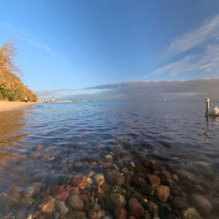 Blekitny Zagiel Aparthotel Gdynia Bagian luar foto