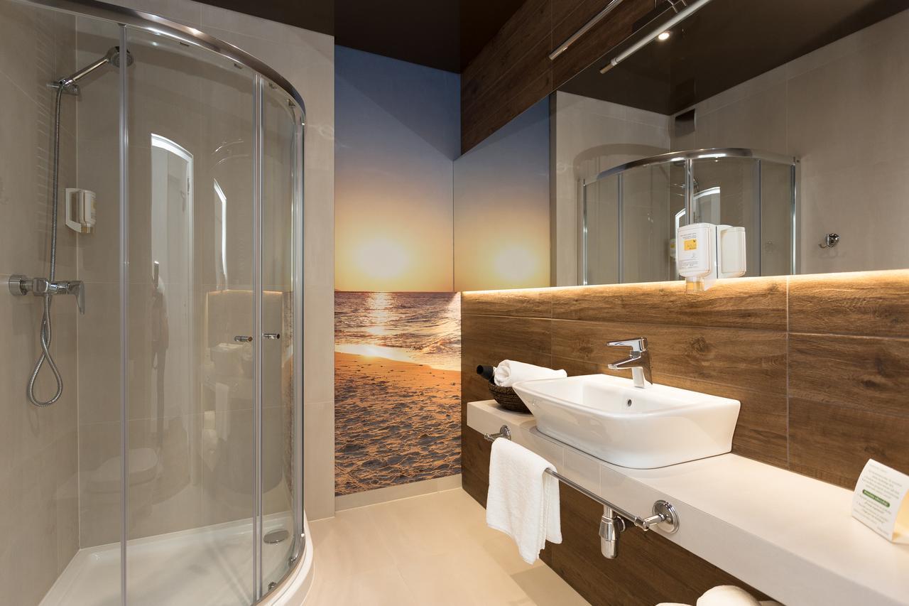 Blekitny Zagiel Aparthotel Gdynia Bagian luar foto