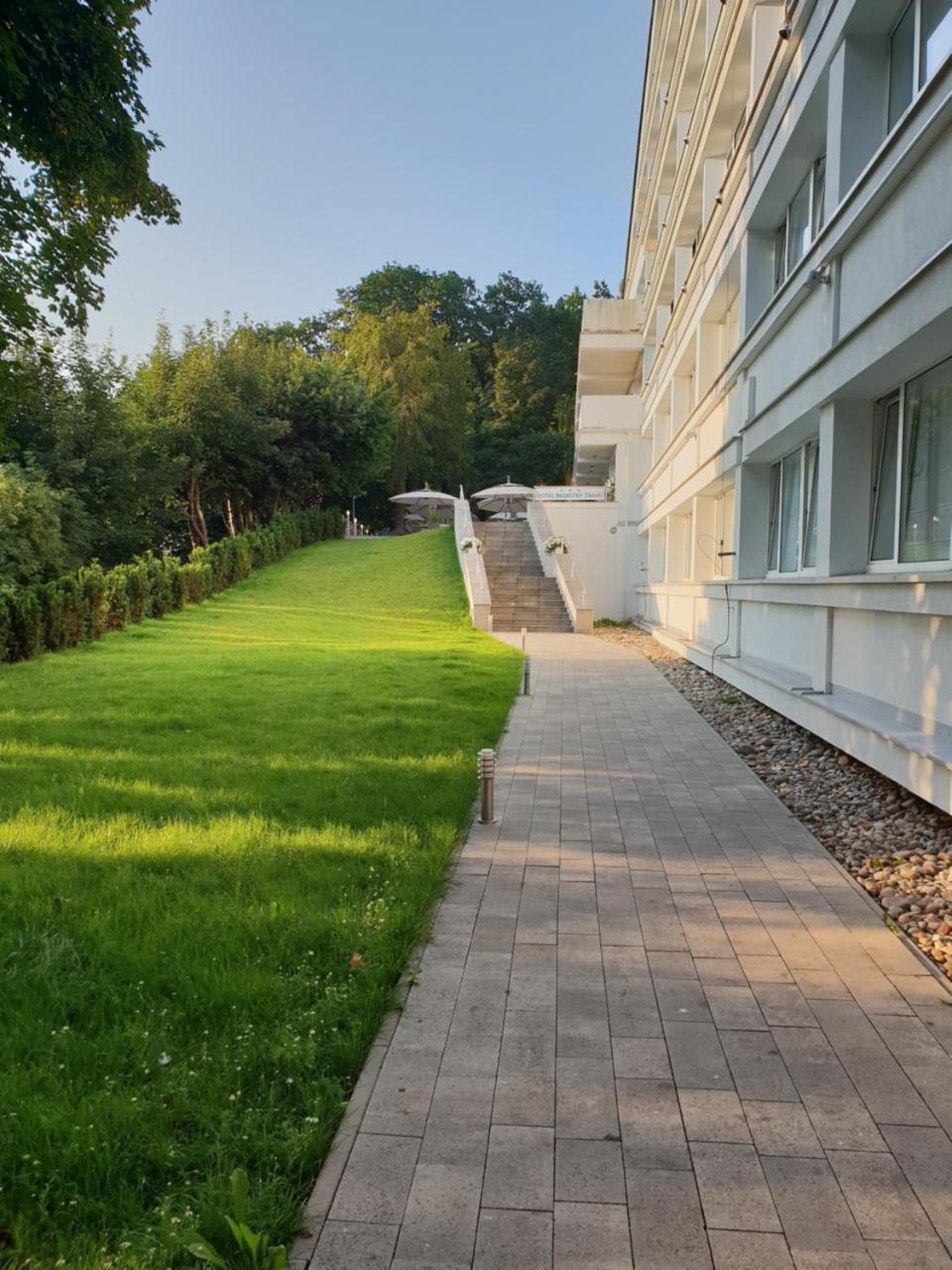 Blekitny Zagiel Aparthotel Gdynia Bagian luar foto