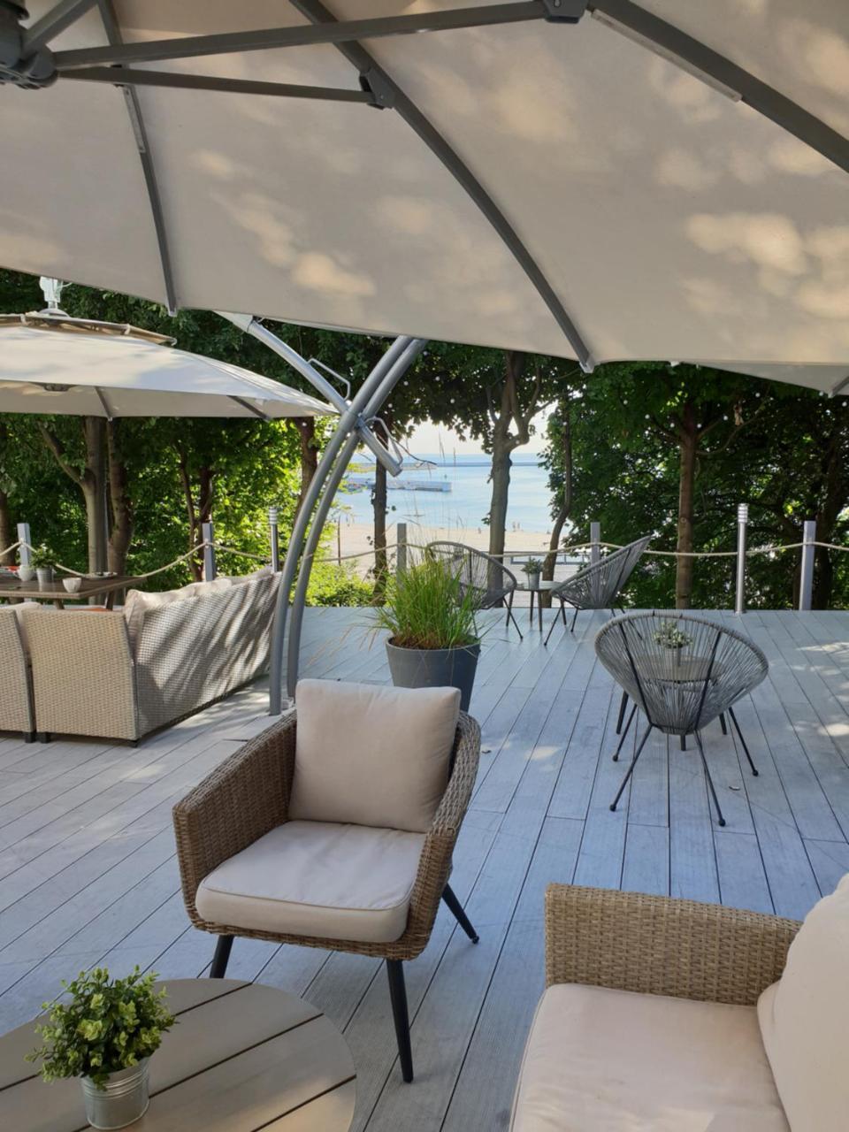 Blekitny Zagiel Aparthotel Gdynia Bagian luar foto